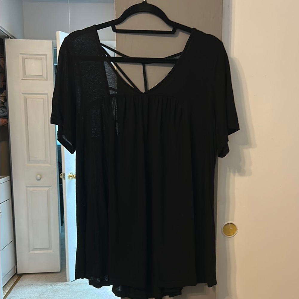 Black Backless Short Sleeve Blouse